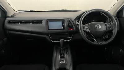 2018 HONDA HR-V interior