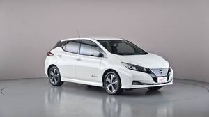 2022 NISSAN LEAF