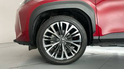 2022 TOYOTA YARIS CROSS gallery