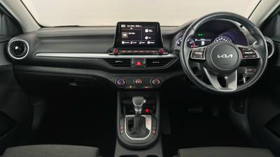 2021 KIA CERATO interior