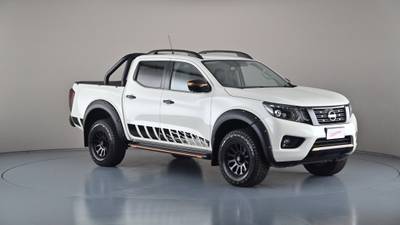 2020 NISSAN NAVARA