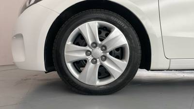2018 KIA CERATO gallery