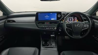 2022 LEXUS ES250 interior