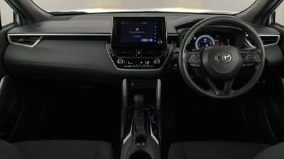 2022 TOYOTA COROLLA CROSS interior