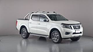 2020 NISSAN NAVARA
