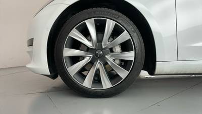 2019 Tesla Model 3 gallery