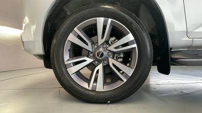 2022 ISUZU MU-X gallery