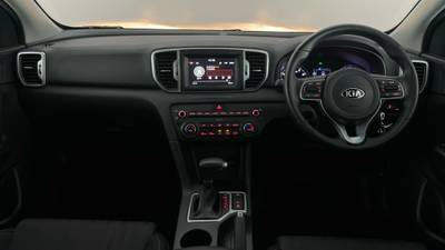 2018 KIA SPORTAGE interior