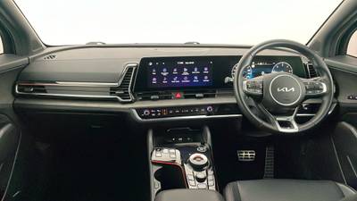 2023 KIA SPORTAGE interior