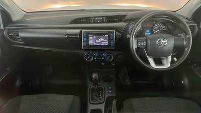 2019 TOYOTA HILUX interior