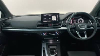 2023 AUDI Q5 SPORT interior