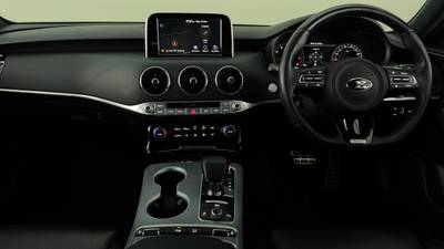 2017 KIA STINGER interior