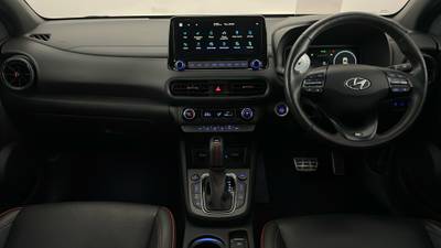 2020 HYUNDAI KONA interior