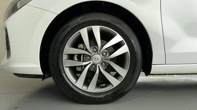 2018 HYUNDAI I30 gallery