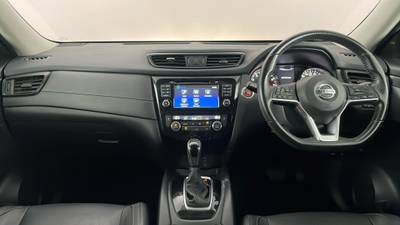 2017 NISSAN X-TRAIL interior
