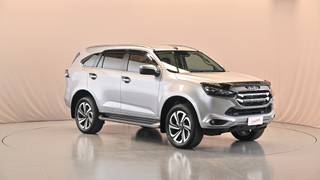 2022 ISUZU MU-X