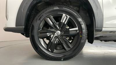 2023 LDV T60 gallery