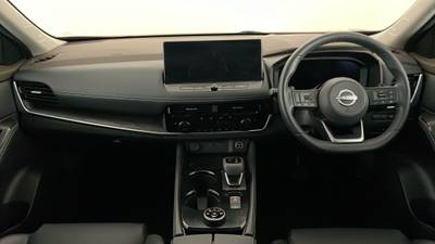 2022 NISSAN X-TRAIL interior