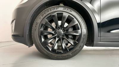2019 TESLA MODEL X gallery