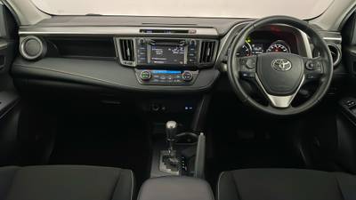 2018 TOYOTA RAV4 interior