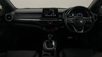 2020 KIA CERATO interior