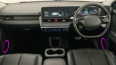 2021 HYUNDAI IONIQ 5 interior