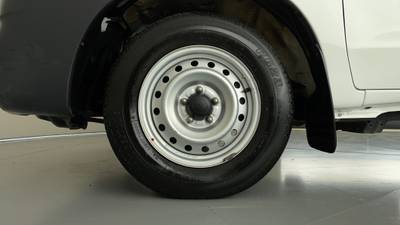 2014 TOYOTA HILUX gallery