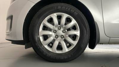 2017 Kia Carnival gallery