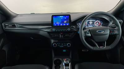 2020 FORD FOCUS interior