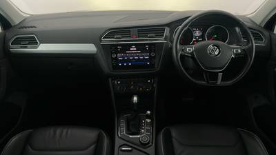 2020 Volkswagen Tiguan interior
