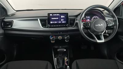 2021 KIA RIO interior