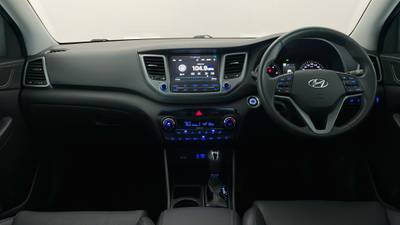 2017 HYUNDAI TUCSON interior