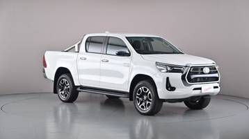 2023 TOYOTA HILUX