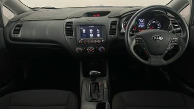 2015 Kia Cerato interior