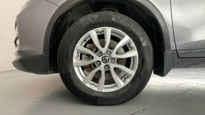 2017 NISSAN X-TRAIL gallery
