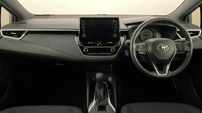 2019 TOYOTA COROLLA interior
