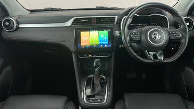 2021 MG ZST interior