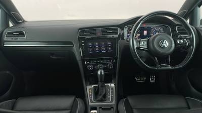 2019 VOLKSWAGEN GOLF interior