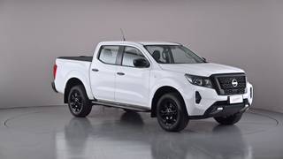 2022 NISSAN NAVARA