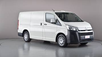 2022 TOYOTA HIACE