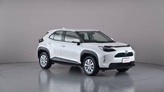2020 TOYOTA YARIS CROSS