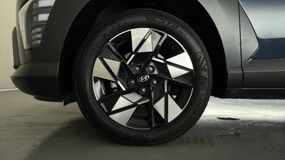 2023 HYUNDAI KONA gallery