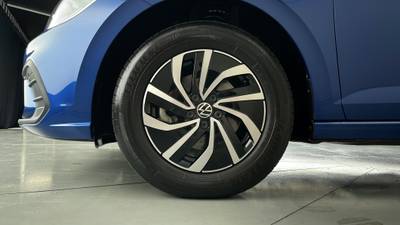 2022 VOLKSWAGEN POLO gallery
