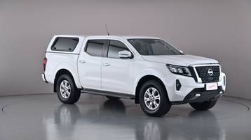 2021 NISSAN NAVARA