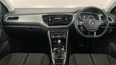 2021 VOLKSWAGEN T-ROC interior