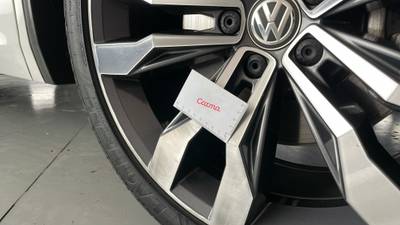 2020 VOLKSWAGEN TIGUAN imperfections