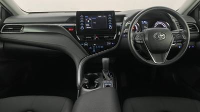 2022 Toyota Camry interior