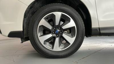 2018 SUBARU FORESTER gallery