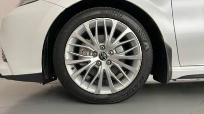 2019 TOYOTA CAMRY gallery