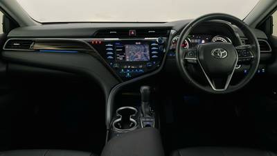 2019 TOYOTA CAMRY interior